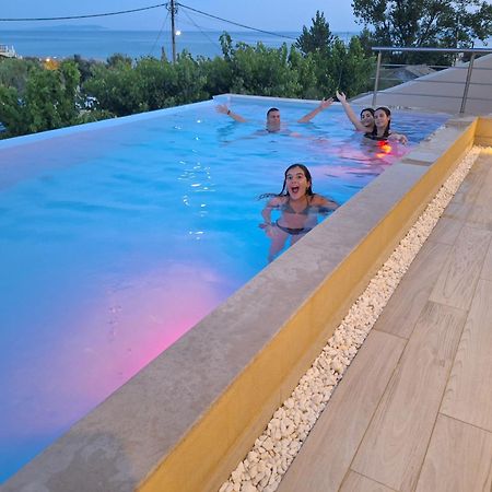 Villa Vasillis-Heated Swimming Pool With Infinity View Vitaládes Extérieur photo